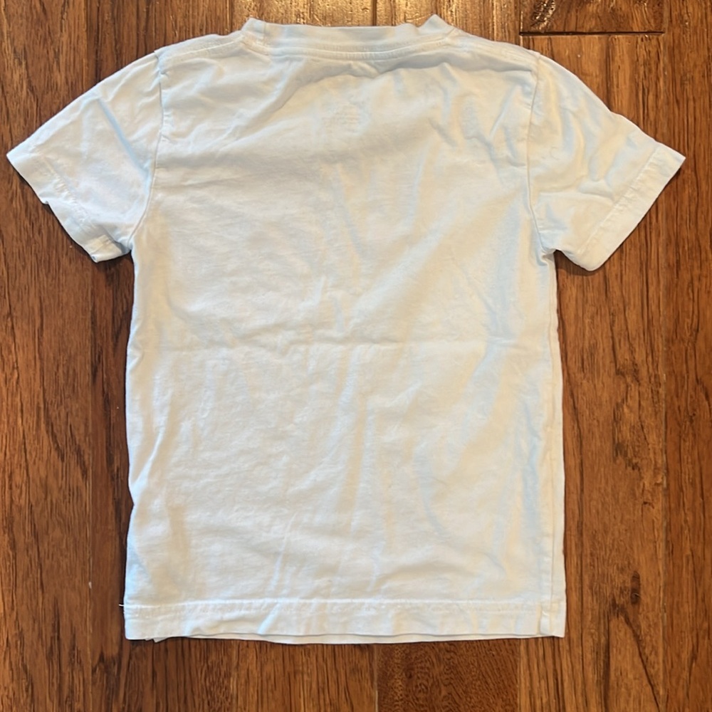 Levi’s White T-shirt with Red Logo Size 5 - Picture 5 of 5